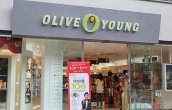 韓国通なら誰もが知っている韓国のドラッグストア「올리브영(Oliveyoung)」SALE期間中に買っておきたい必須アイテム BEST3!!!!をご紹介(*^_^*)