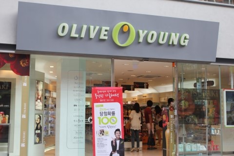 韓国通なら誰もが知っている韓国のドラッグストア「올리브영(Oliveyoung)」SALE期間中に買っておきたい必須アイテム BEST3!!!!をご紹介(*^_^*)