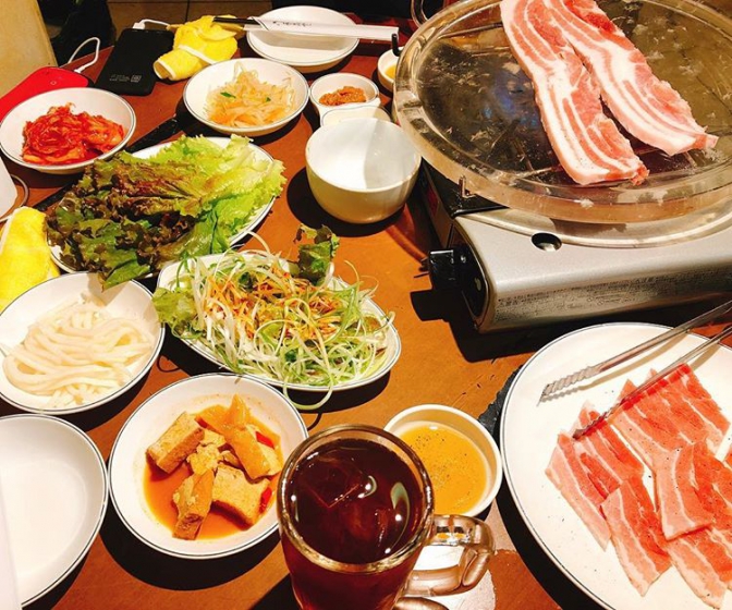 新大久保で人気の焼肉・サムギョプサル屋さん「とんどこ大久保店」の画像