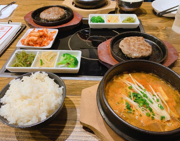 新大久保で人気の焼肉・サムギョプサル屋さん「新大久保 韓国料理 スミね食堂」の画像２