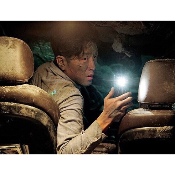 おすすめの韓国サスペンス映画「トンネル 闇に鎖された男(2016年公開)」の画像3