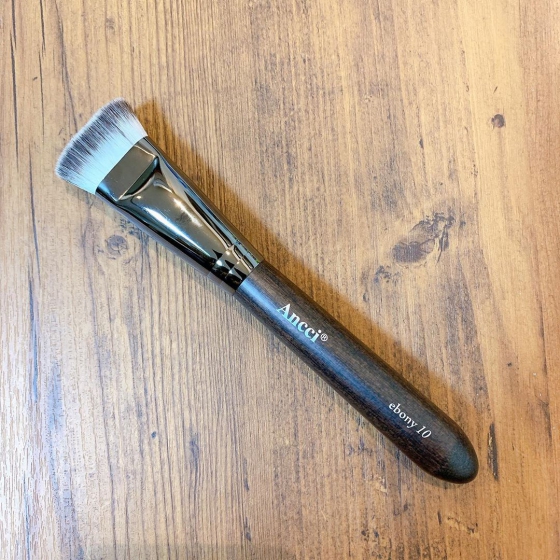 メイクブラシ専門店Anccibrush(アンシブラシ)「リキッド&クリームファンデーションブラシ Ebony10 」の画像