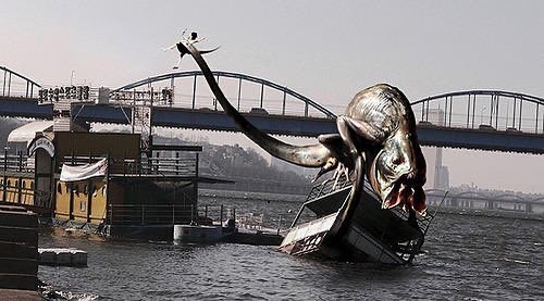 韓国映画ポン・ジュノ監督の「グエムル-漢江の怪物-（2006年公開）」の画像３