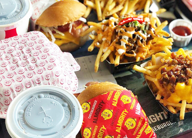 ピザやハンバーガーが食べられる韓国のフォトジェニックなジャンクフード店