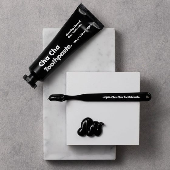 黒い歯磨き粉UNPACOSMETICS(オンパコスメティクス)の画像4