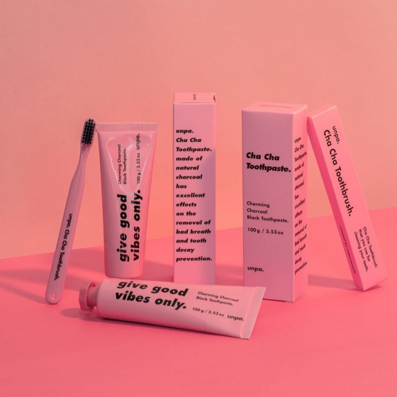 黒い歯磨き粉UNPACOSMETICS(オンパコスメティクス)の画像3