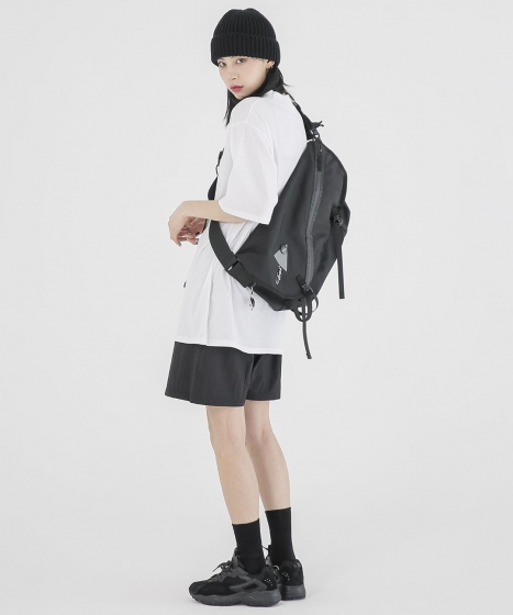 韓国ファッションブランド Fekete フェケテ を知ってる 日本から購入可能 韓国情報メディア Kasioda カシオダ