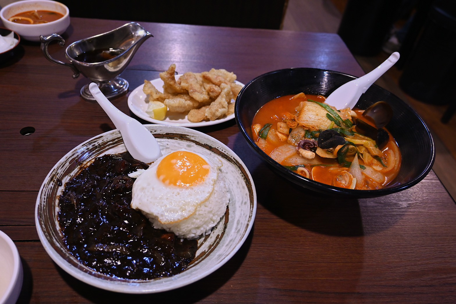 【韓国中華】ジャージャー麺はなぜ黒い⁉︎今さら聞けない韓国中華超入門