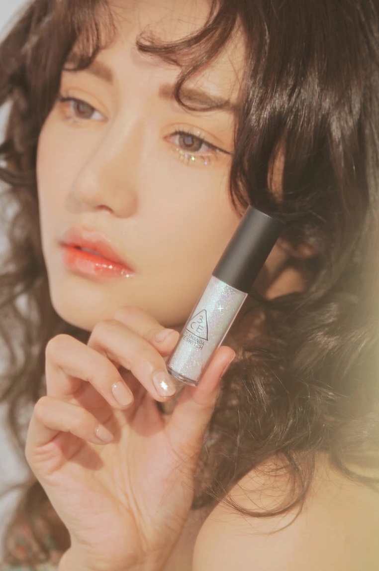 韓国メイクは目元が大切 ドラマやアイドルでみる韓国アイメイクのやり方 韓国情報メディア Kasioda カシオダ