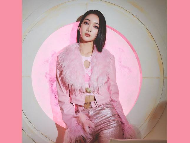 XG(エックスジー)ジュリン】XG(エックスジー)のカリスマリーダーJURIN  