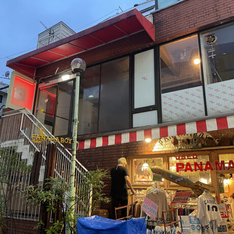 カフェ外観