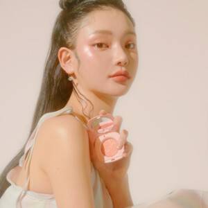 フォロワー67万人突破！話題の韓国コスメBLESSED MOONをご紹介♡