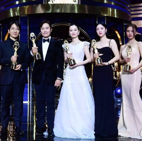 韓国　アカデミー賞　青龍映画賞　大鐘賞