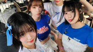 【QWER(キューダブリューイーアール)】韓国ガールズバンドの先駆者！QWERをチェック！